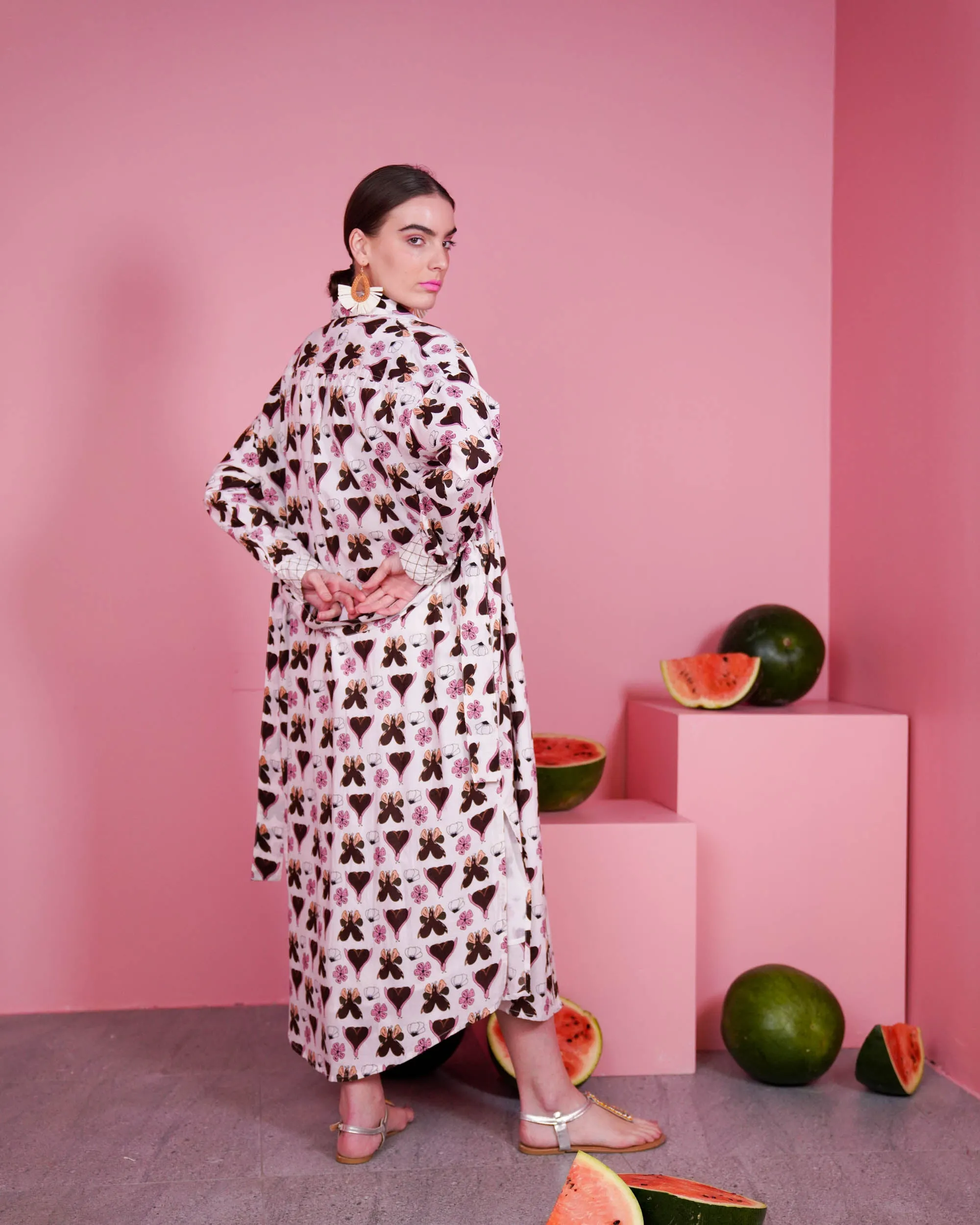 Collar Style with embroidered pocket and waist belted long sleeves with cuff embroidered cotton kaftan 2997 - قفطان
