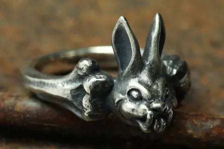 Evil Rabbit Ring S