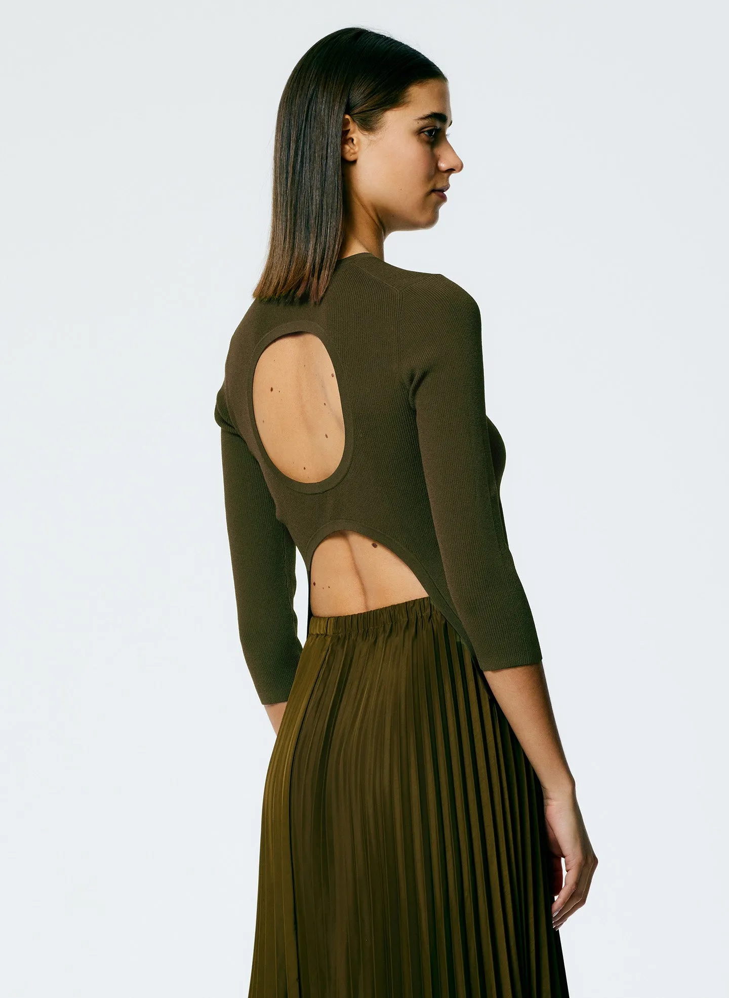 Giselle Stretch Sweater Circle Openback Pullover