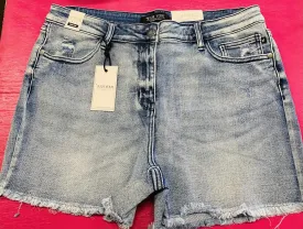 JB MID-RISE CUTOFFS WITH POCKET DESTROY