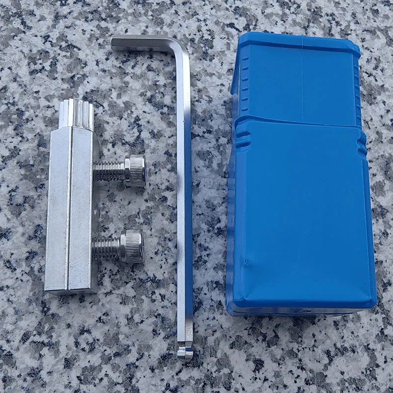 Limited time 50% discountTool set for removing broken bolts