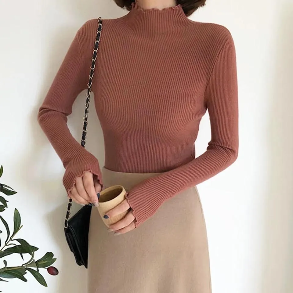 Ruffled Turtle-neck sweatshirt