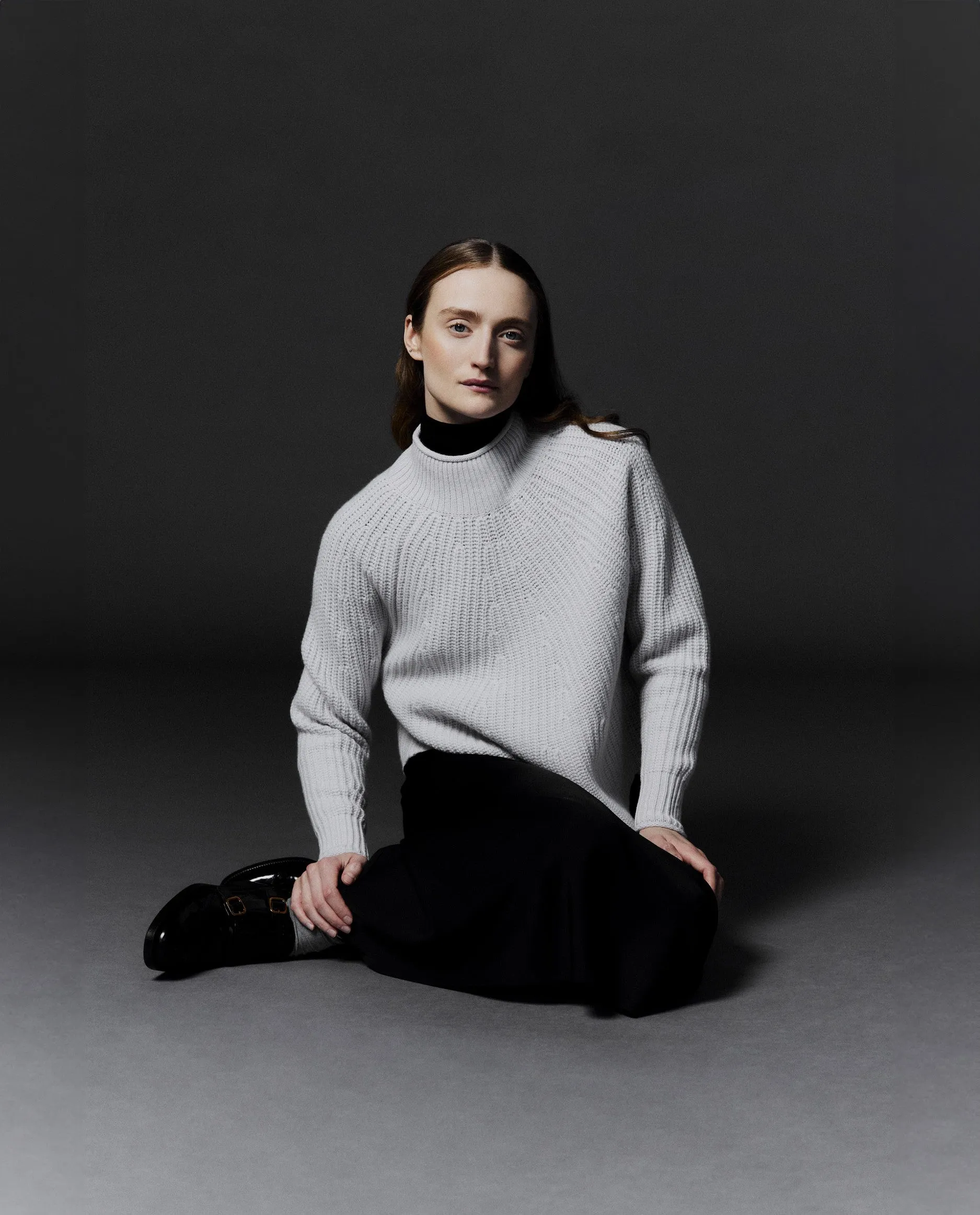 Stehkragen Pullover aus Cashmere-Mischung in Beige