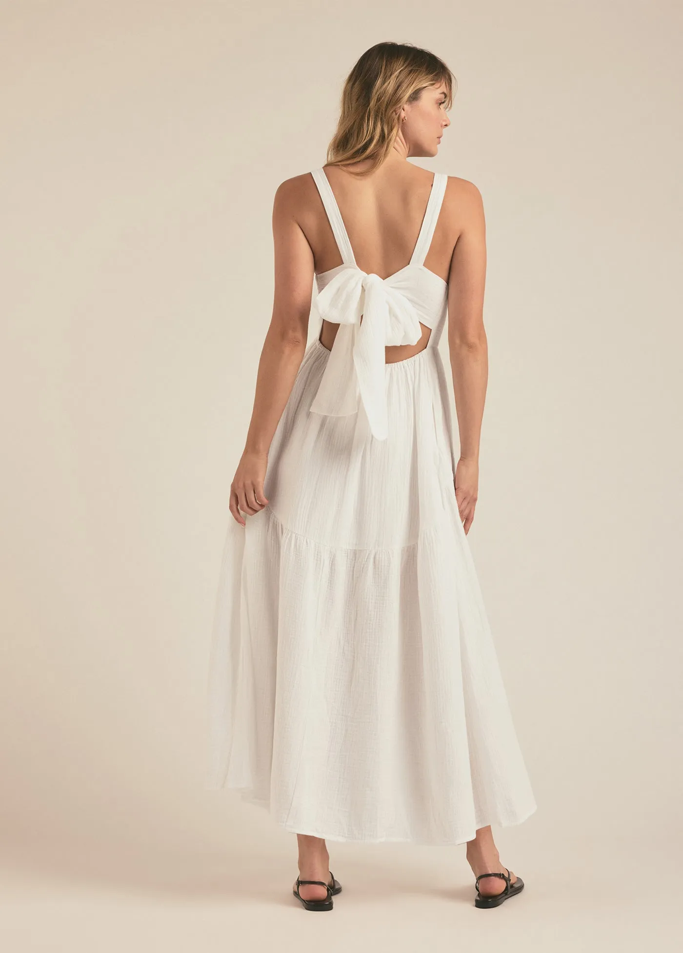 THE GO TO DRESS