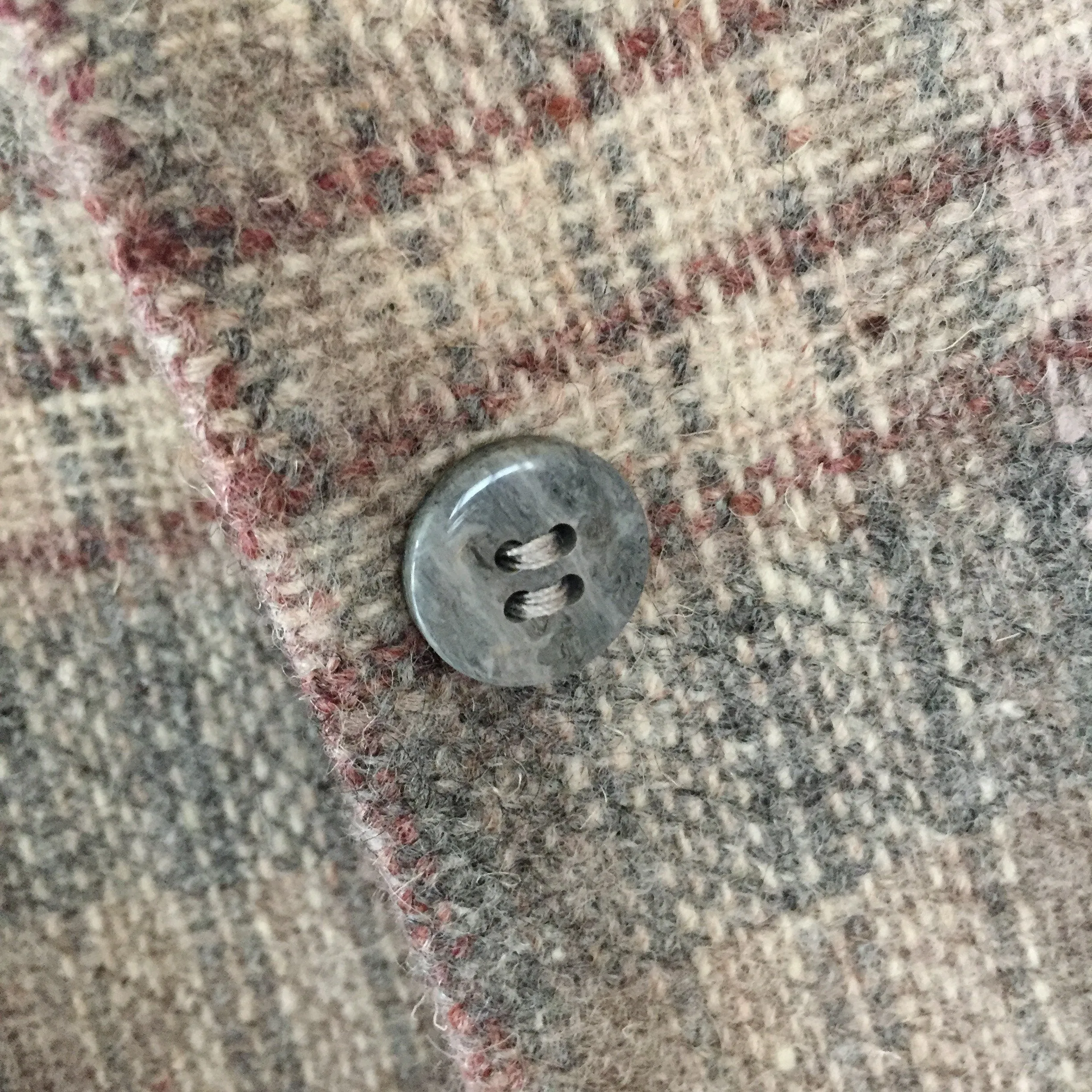 Wool jacket puff sleeves